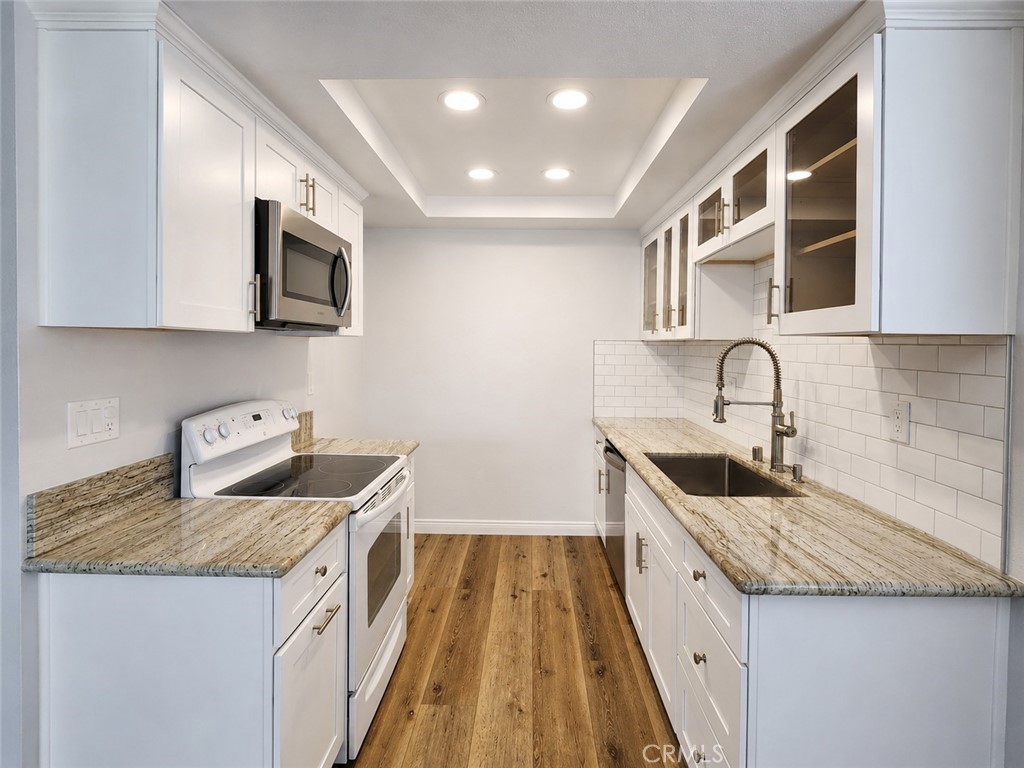 131 S Poplar Ave 26