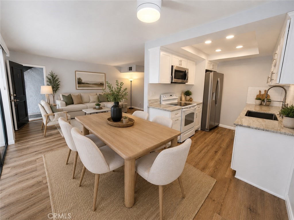 131 S Poplar Ave 26