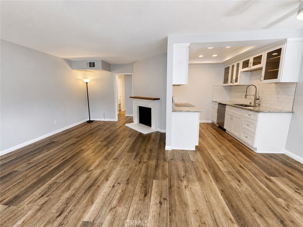 131 S Poplar Ave 26