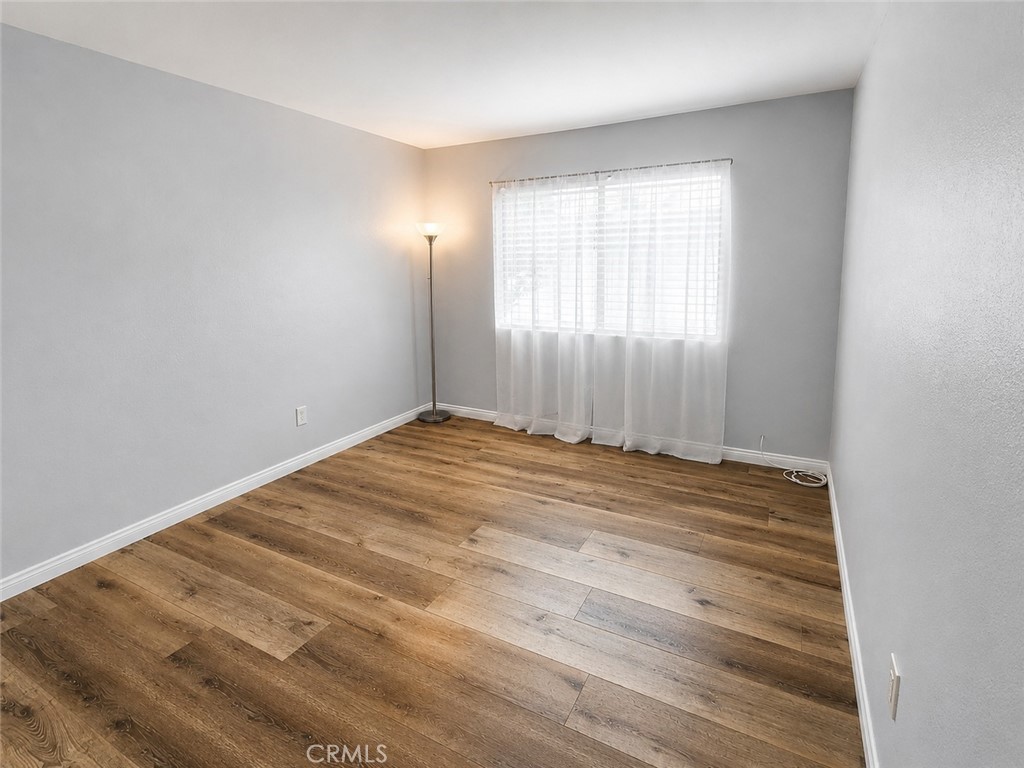 131 S Poplar Ave 26