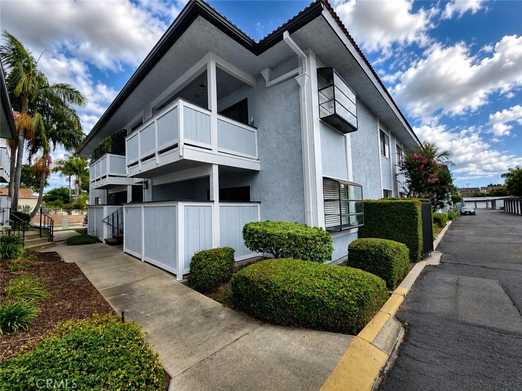 131 S Poplar Ave 26
