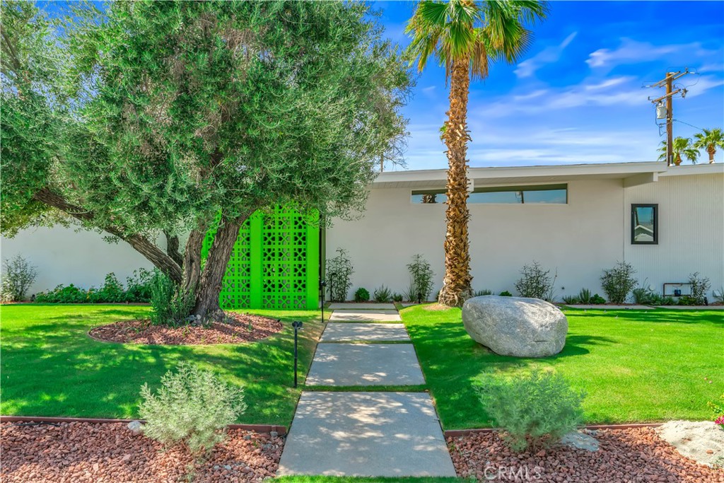 1995 N San Clemente Road
