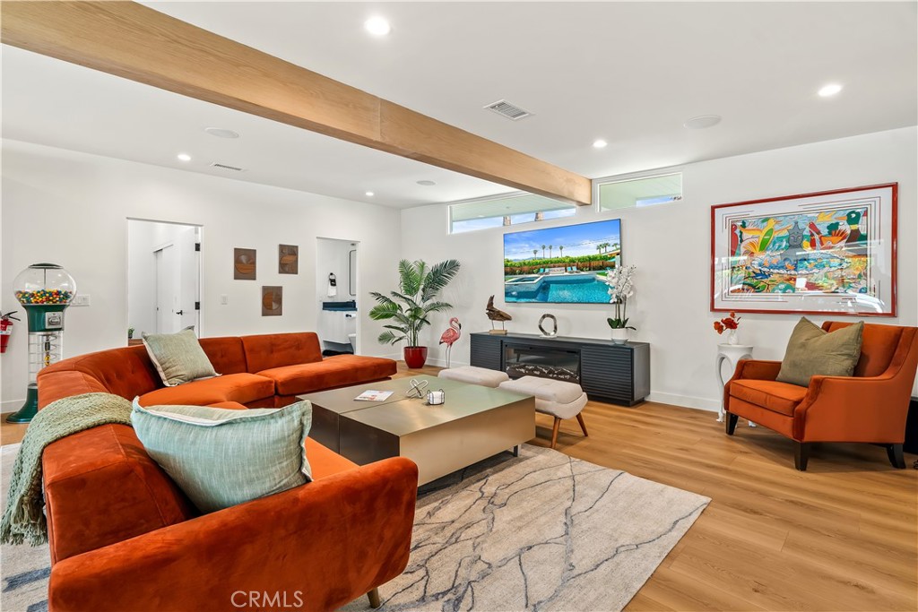 1995 N San Clemente Road