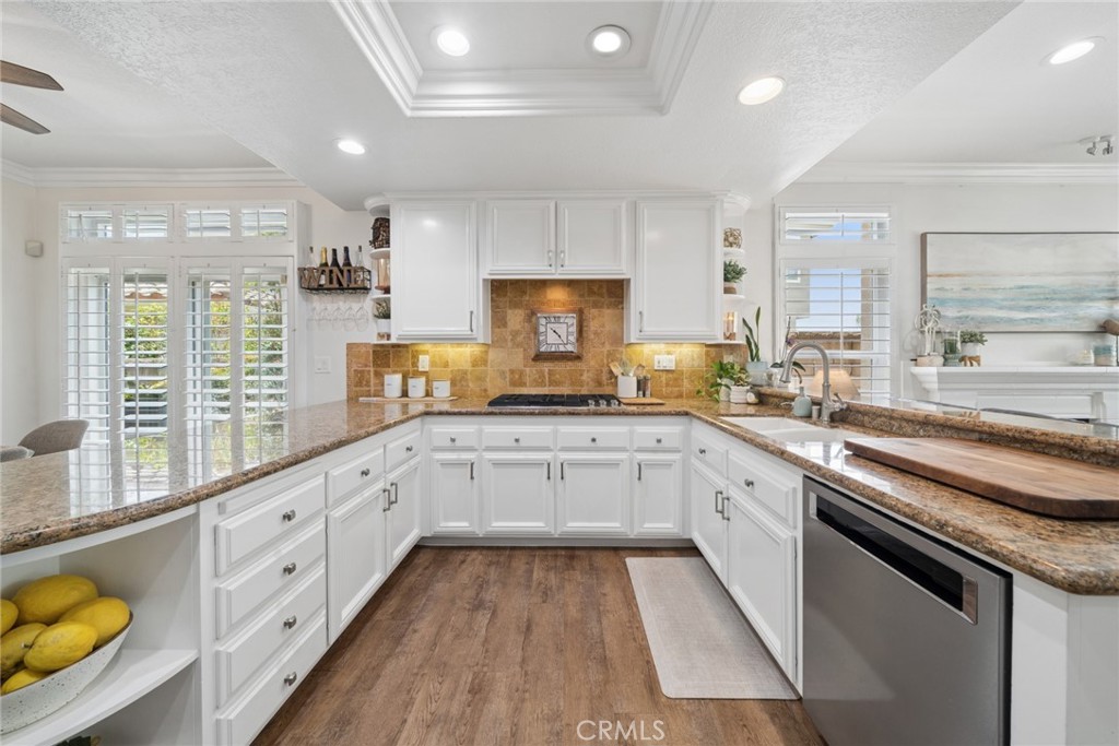 510 S Laureltree
