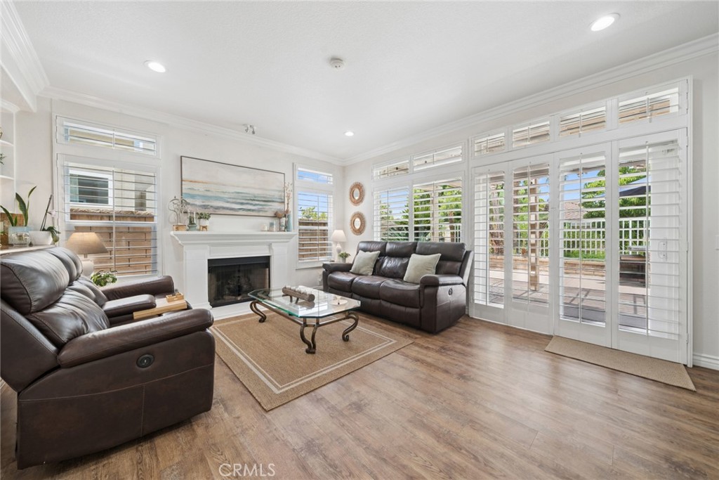 510 S Laureltree
