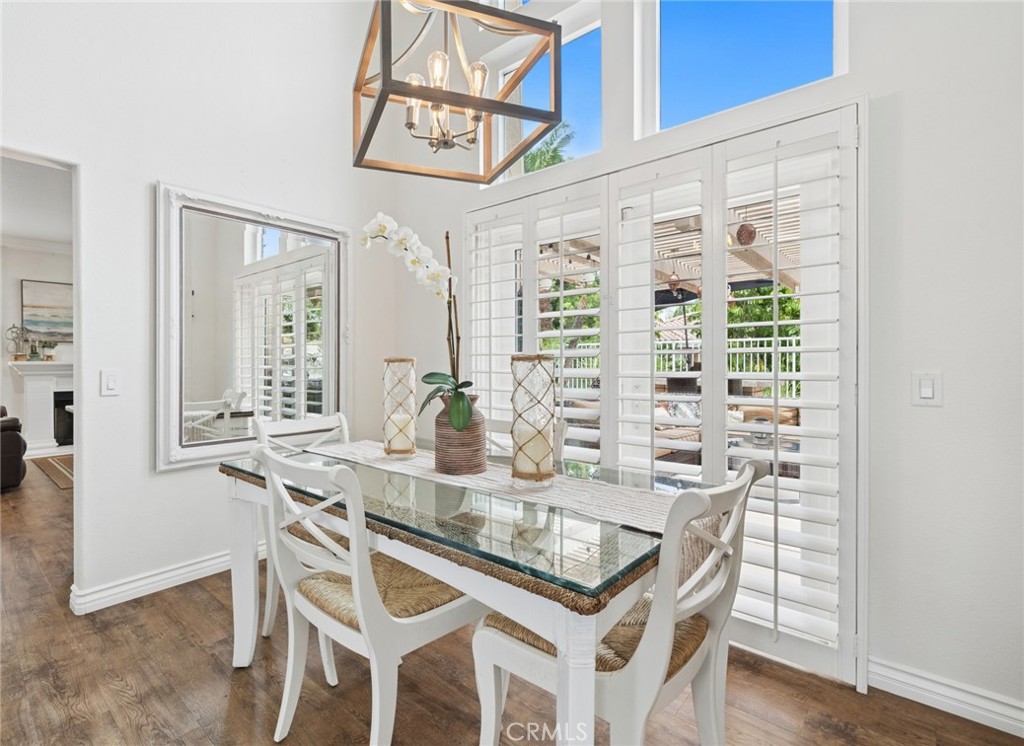 510 S Laureltree