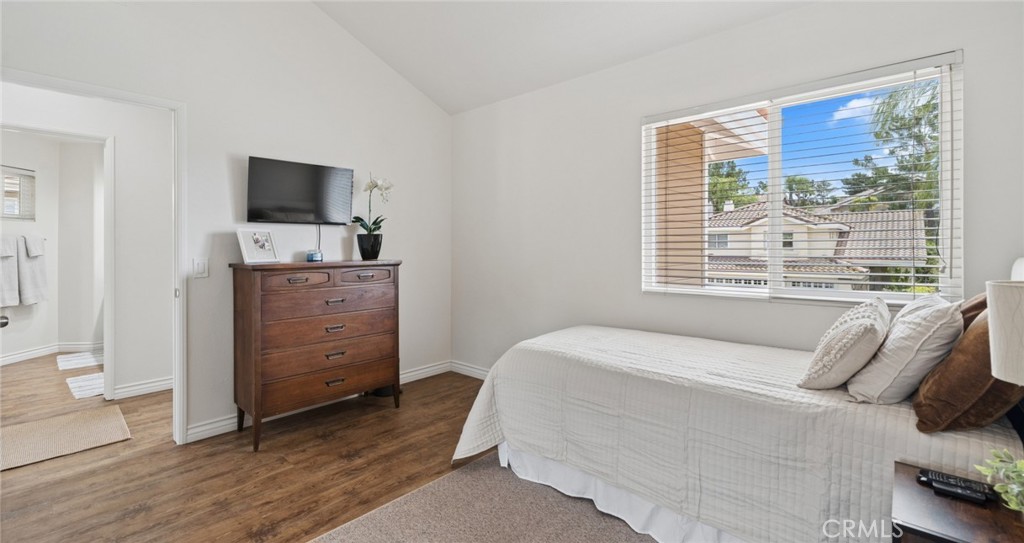 510 S Laureltree