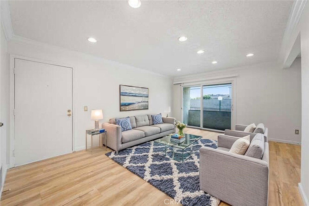 15225 Santa Gertrudes Avenue P101