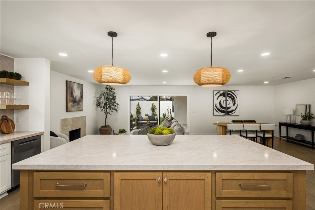 3721 La Colmena Way