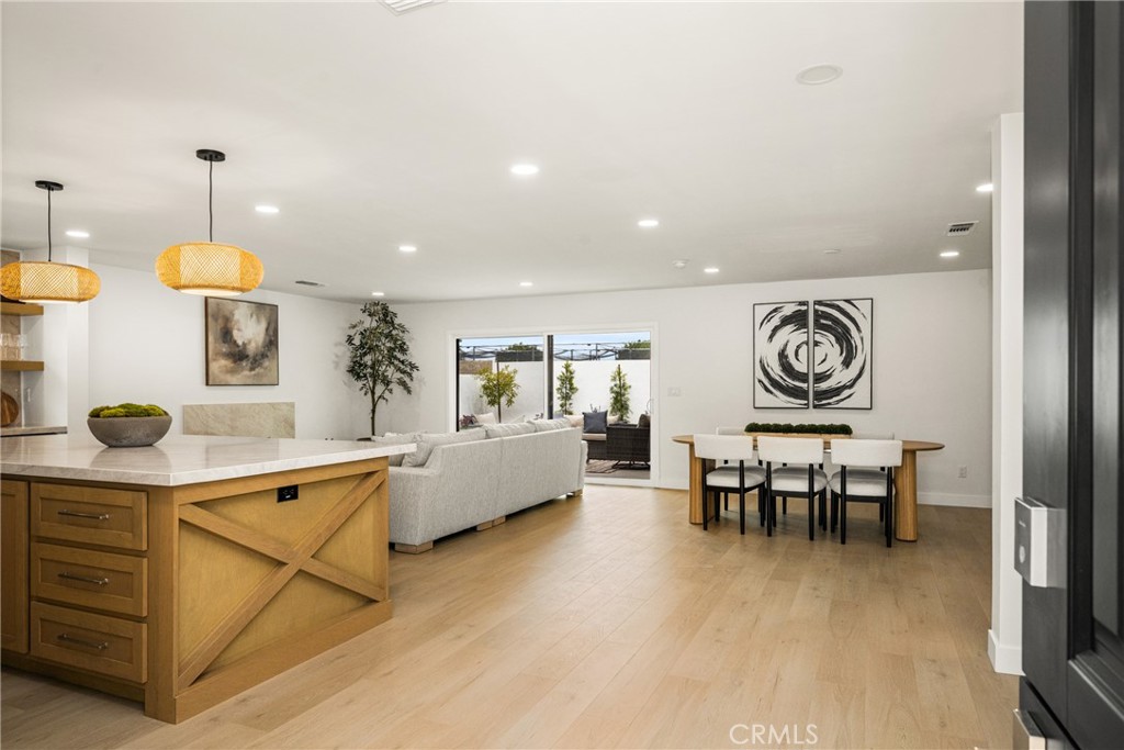 3721 La Colmena Way