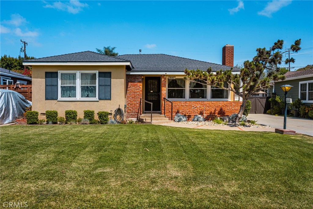 2687 Riverside