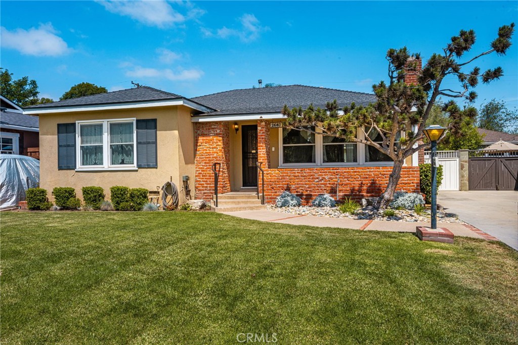 2687 Riverside