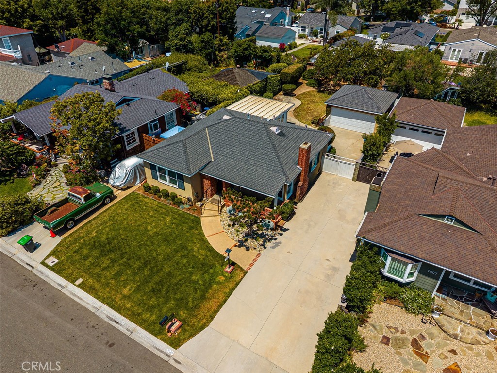 2687 Riverside