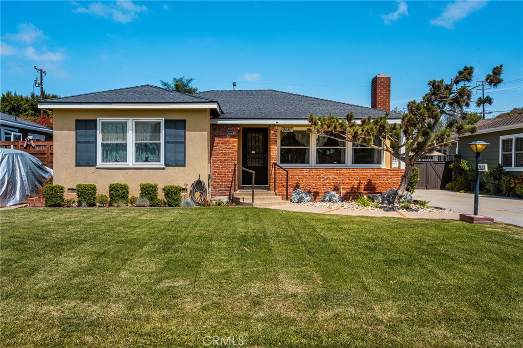 2687 Riverside