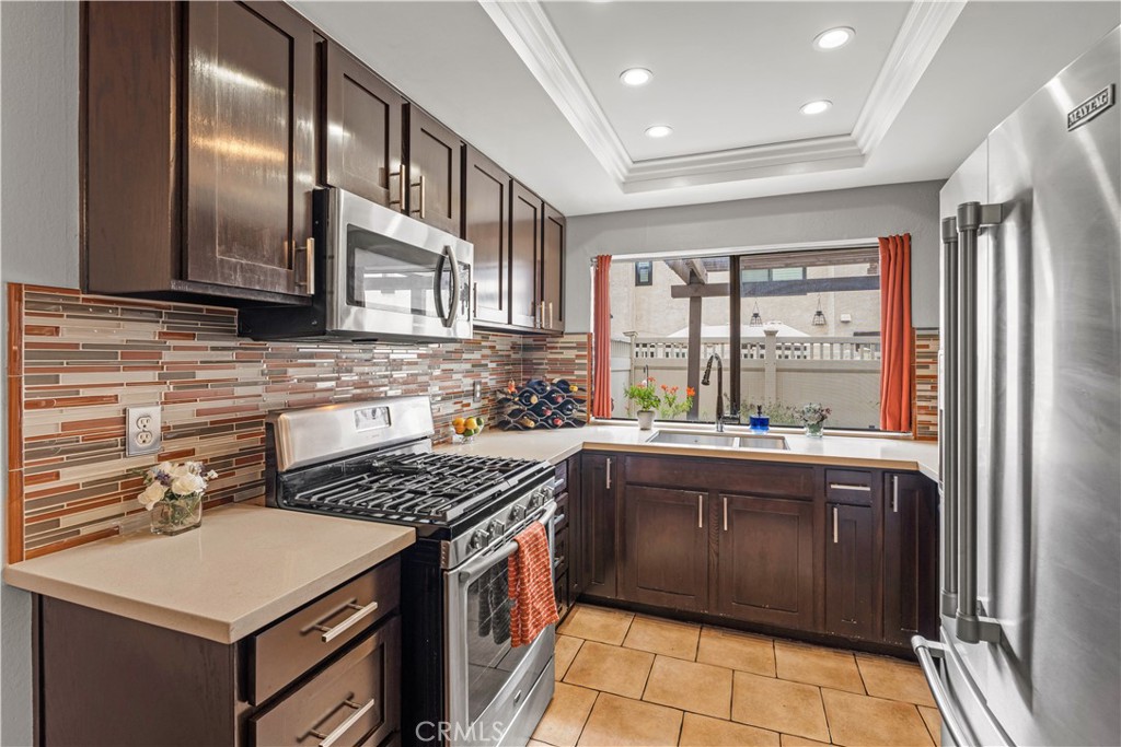9906 Aspen Circle