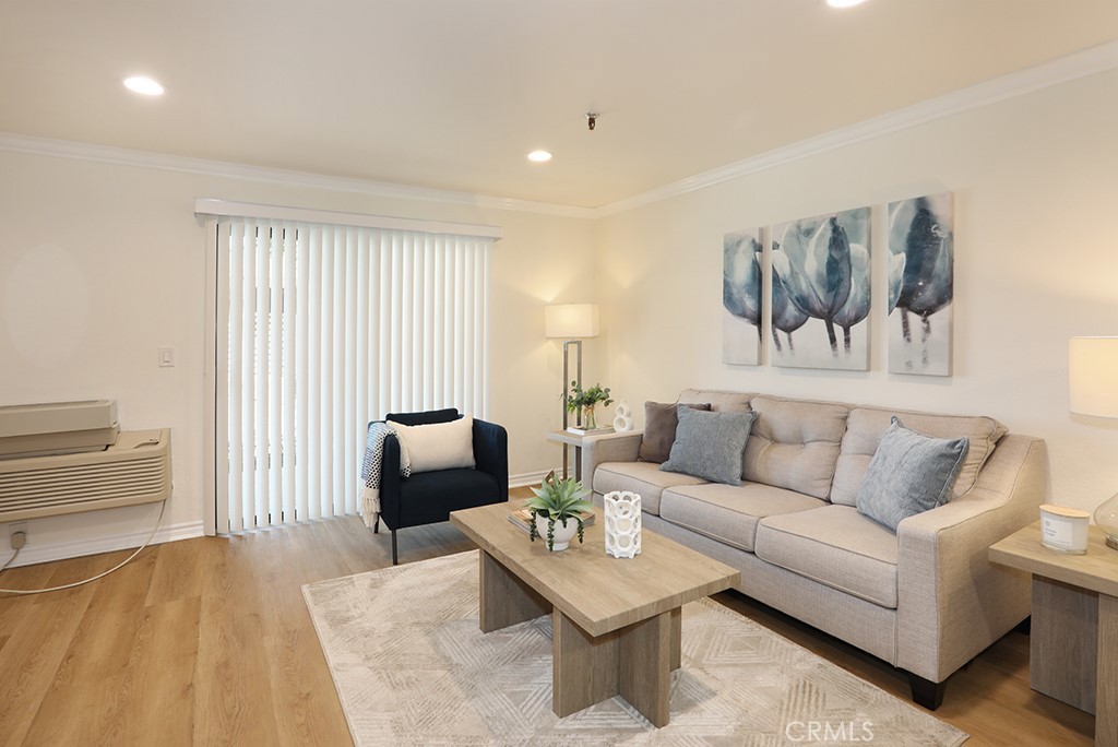4788 Lakeview