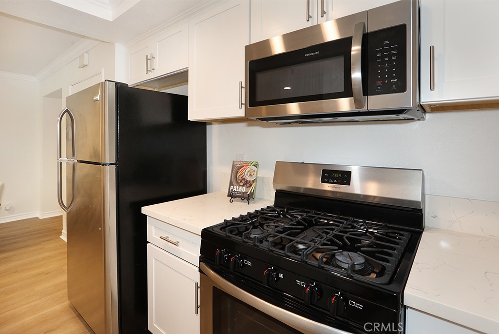 4788 Lakeview