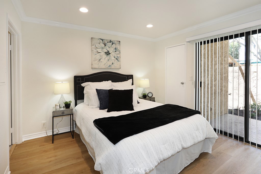 4788 Lakeview