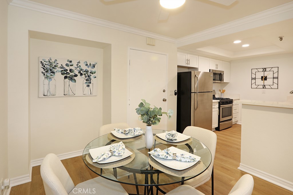 4788 Lakeview