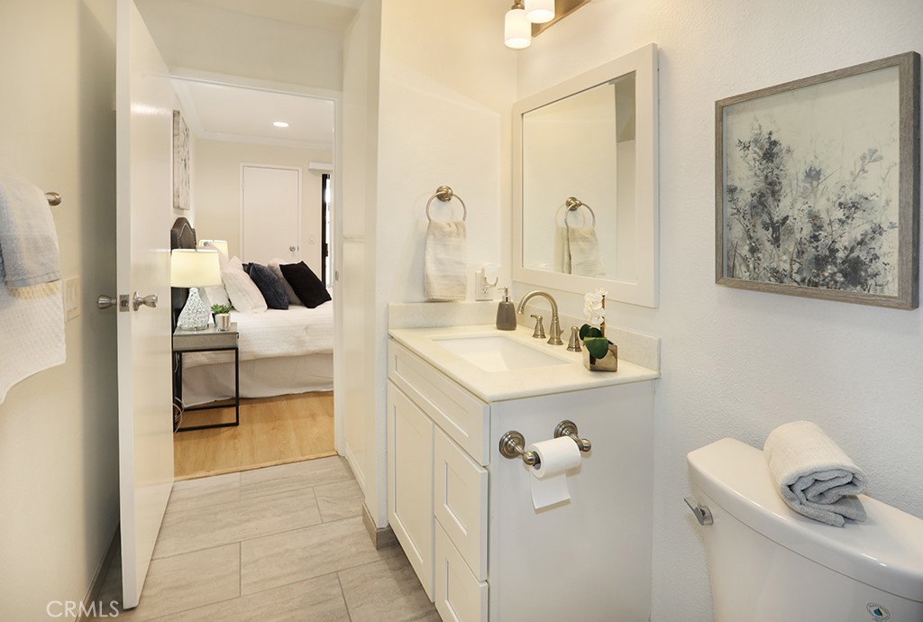 4788 Lakeview