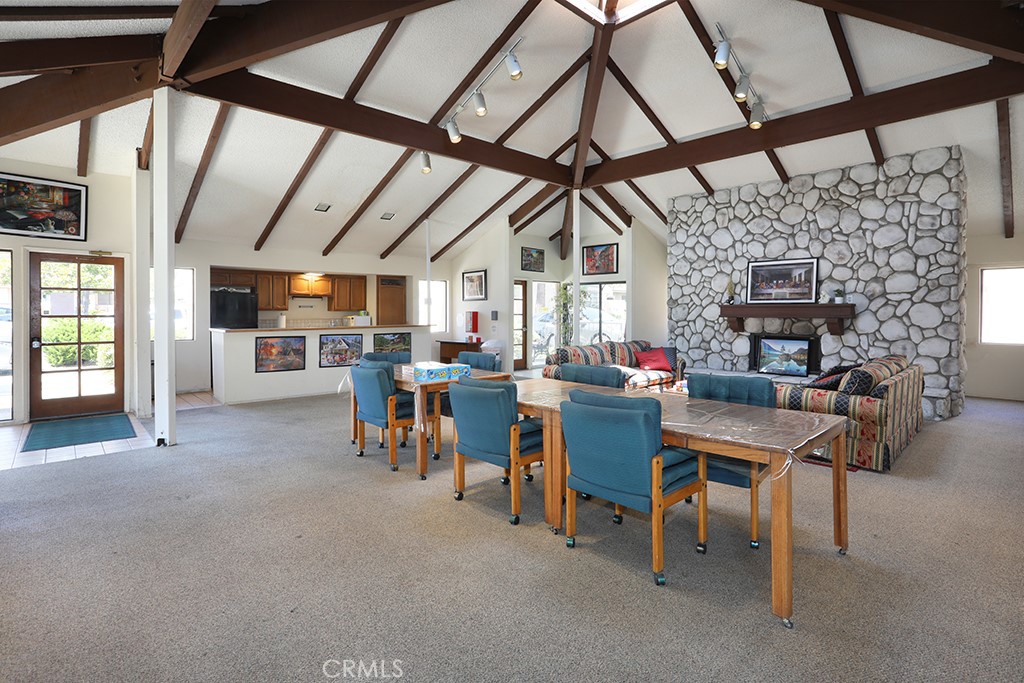 4788 Lakeview