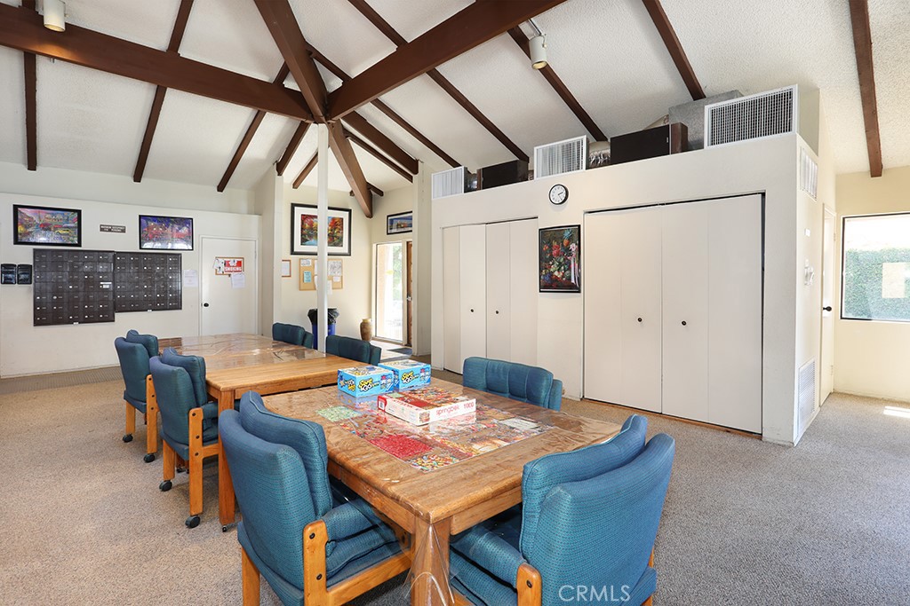 4788 Lakeview