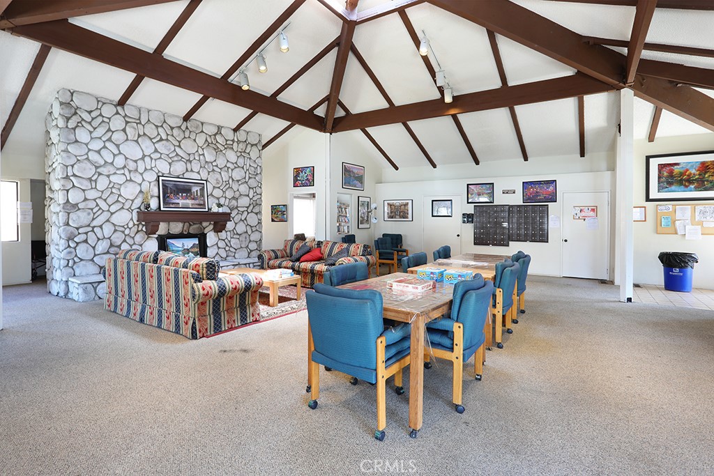 4788 Lakeview