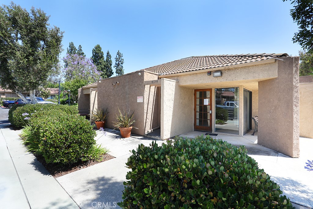 4788 Lakeview