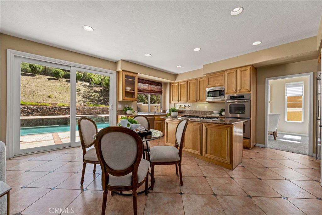 7520 E Toyon Lane