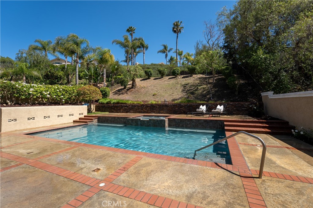 7520 E Toyon Lane