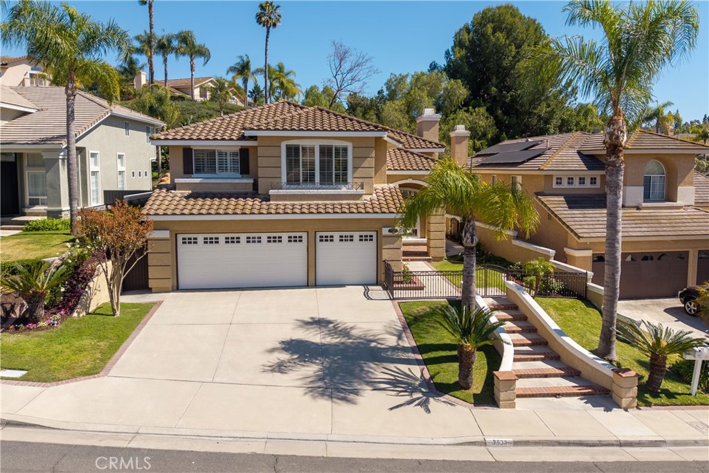 7520 E Toyon Lane