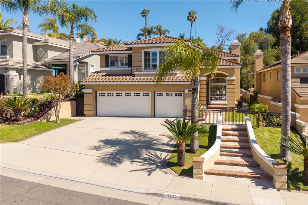 7520 E Toyon Lane