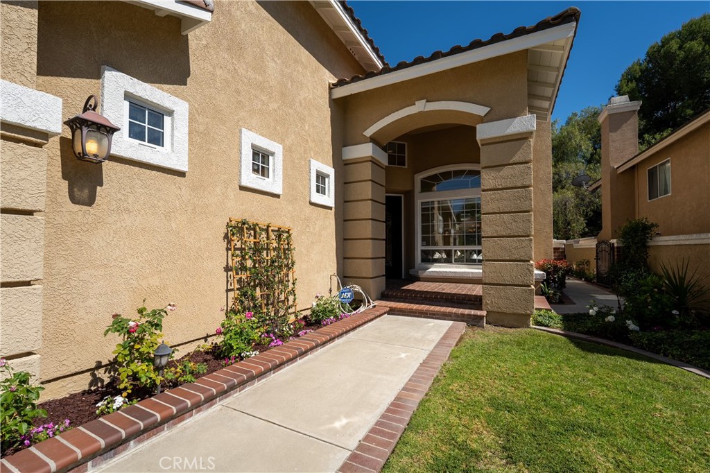 7520 E Toyon Lane