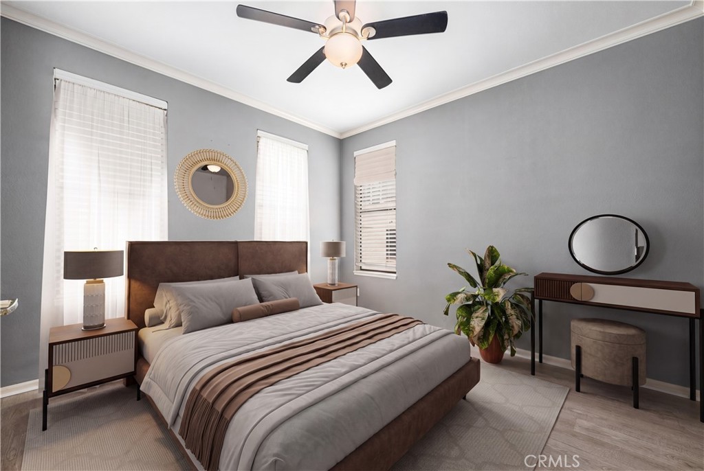 425 E Ocean 440