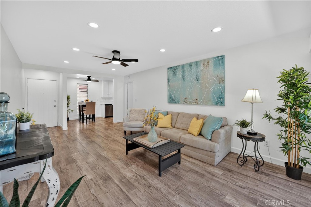 1010 W Macarthur 86