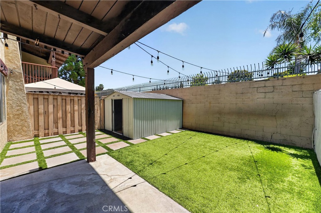 1010 W Macarthur 86