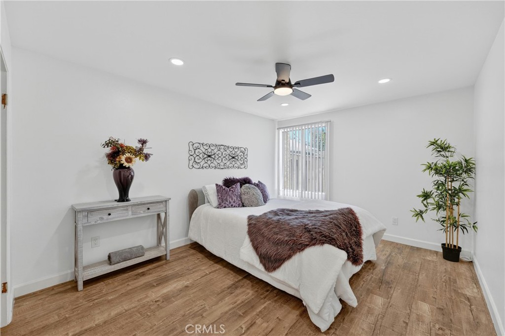 1010 W Macarthur 86