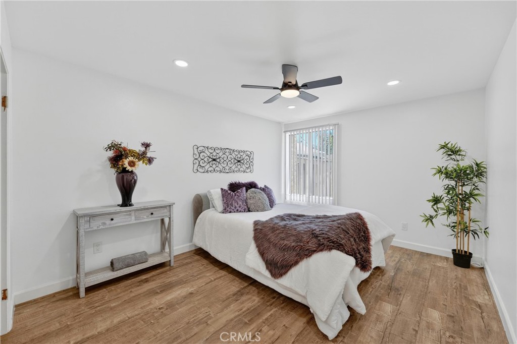 1010 W Macarthur 86