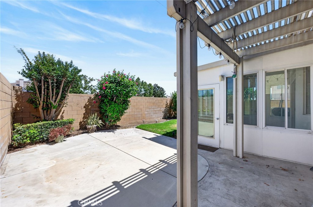 7491 Bear Creek