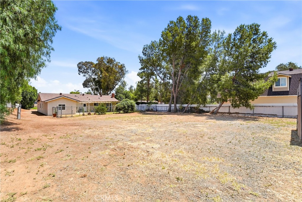 1442 Tally Ho Lane