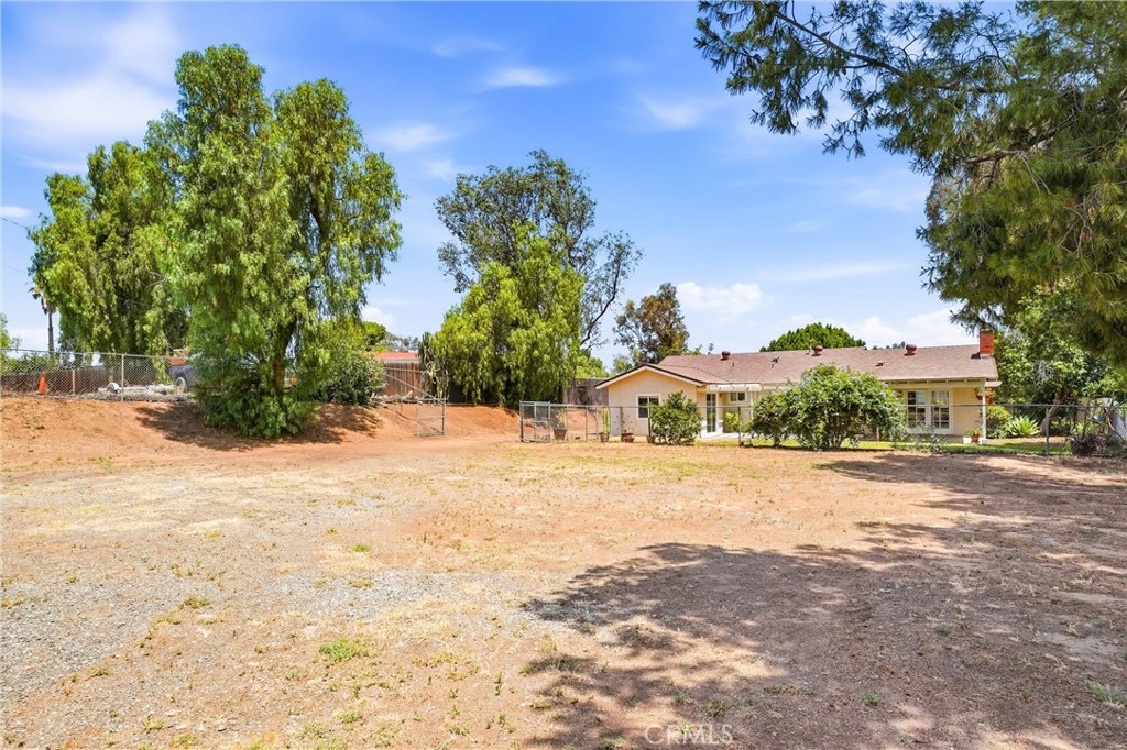 1442 Tally Ho Lane