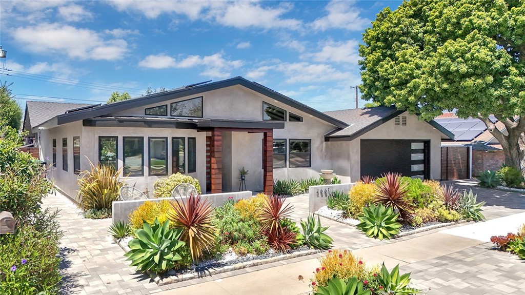 2661 Oak Knoll Drive