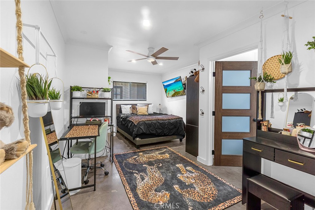 2661 Oak Knoll Drive