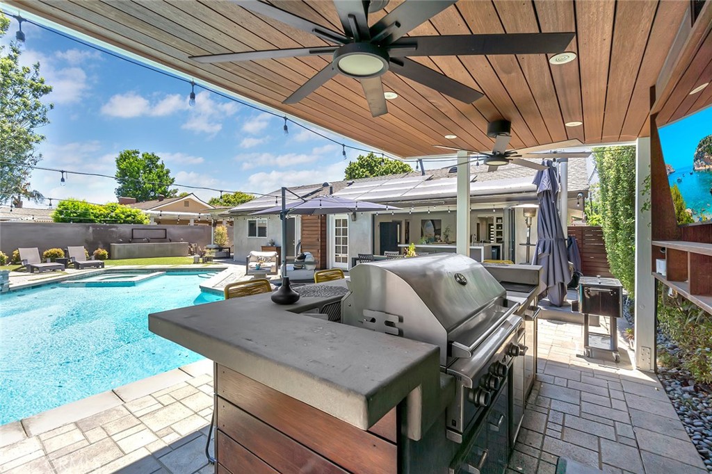 2661 Oak Knoll Drive