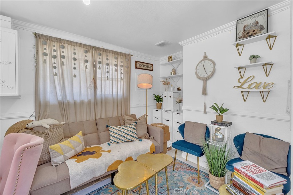 2661 Oak Knoll Drive