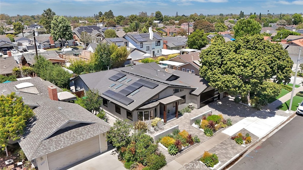 2661 Oak Knoll Drive