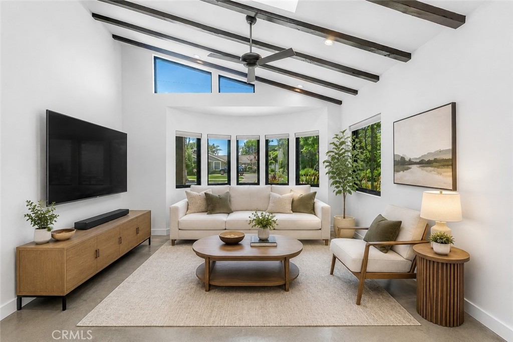 2661 Oak Knoll Drive