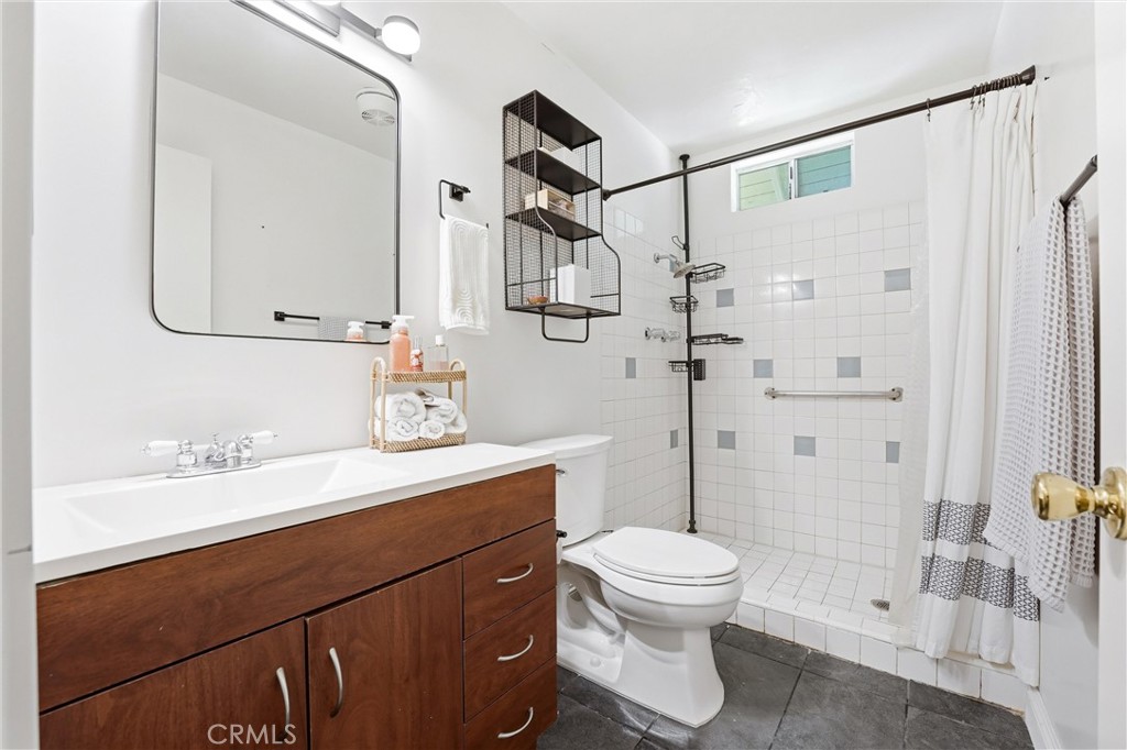 1107 West Memory Lane 8C