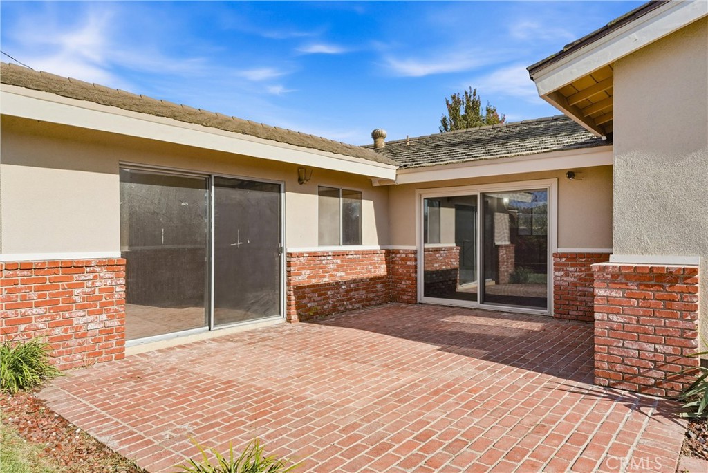 10051 Brookside Dr.