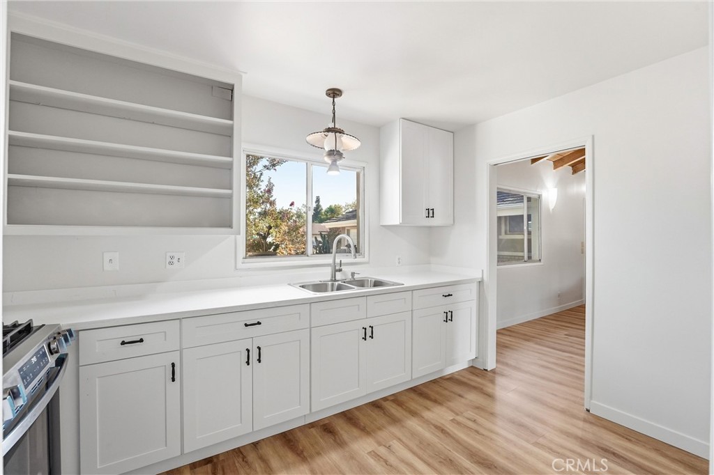 10051 Brookside Dr.